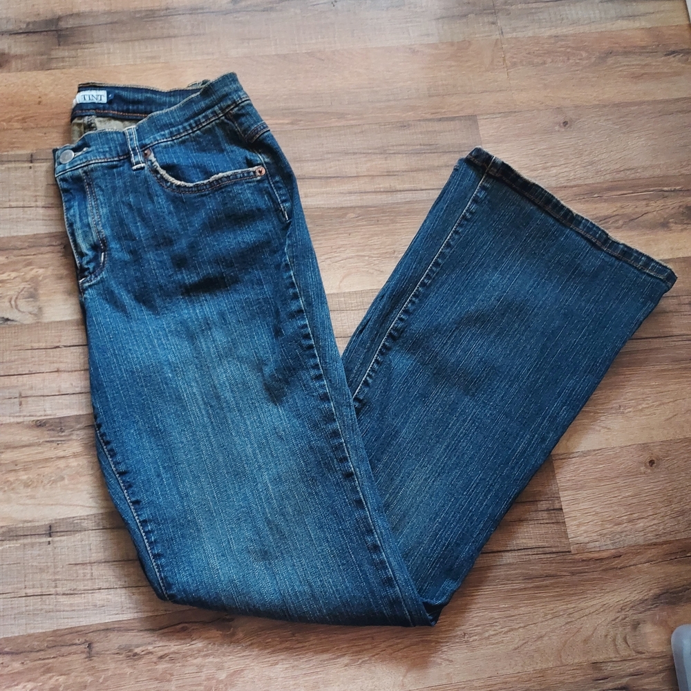 TINT Women's Medium wash Boot Cut Jeans 8 Embelished Back Pockets festival boho